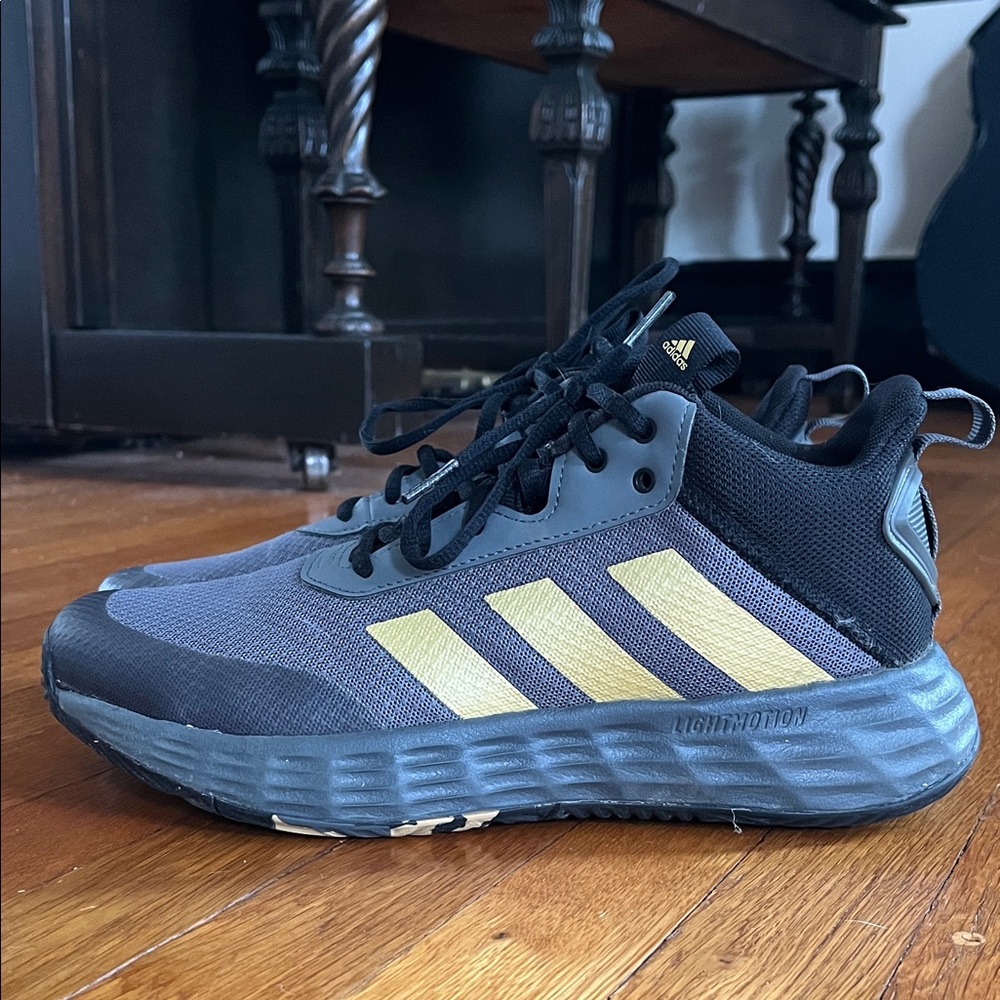 Adidas Men's Black and Gold Athletic Shoes